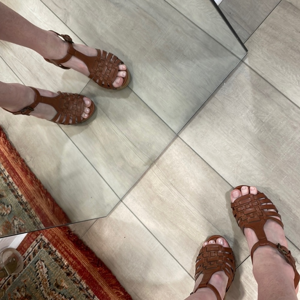 Indigo Red Clogg heels! Super cute!